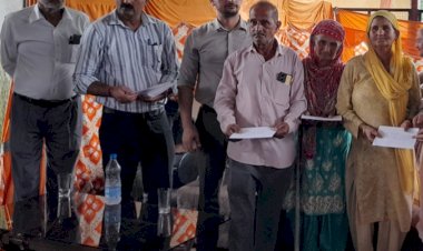 पौंग विस्थापितों के लिए ऐतिहासिक सुशासन की मिसाल बनी सुख सरकार      प्रभावितों को पांच दशकों के संघर्ष के बाद मिला भूमि का मालिकाना हक