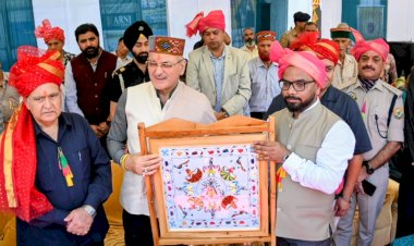 राज्यपाल ने अंतरराष्ट्रीय मिंजर मेले का किया शुभारंभ कारगिल विजय दिवस पर कारगिल के वीर शहीदों को दी श्रद्धांजलि