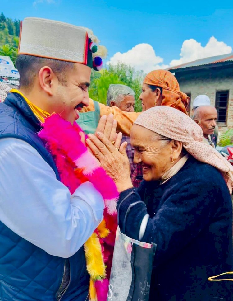 जनसेवा, सुशासन एवं समग्र विकास के लिए पूर्ण प्रतिबद्धता के साथ कार्य कर रही सरकार - विक्रमादित्य सिंह
