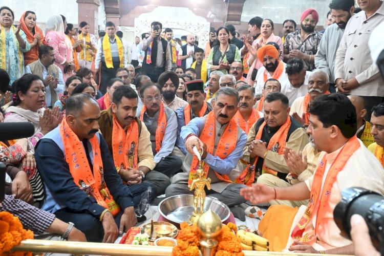 कांग्रेस का  कांग्रेस का राम मंदिर चंदा चोरी के विरुद्ध हल्ला बोल  मुख्यमंत्री के नेतृत्व में राम मंदिर तक नारेबाजी..राम मंदिर में किया हवन, हनुमान मंदिर में पढ़ा चालीसा विरुद्ध हल्ला बोल  मुख्यमंत्री के नेतृत्व में राम मंदिर तक नारेबाजी..राम मंदिर में किया हवन, हनुमान मंदिर में पढ़ा चालीसा
