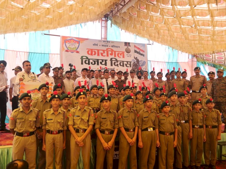 नाहन  : शहीदों की वीरता और सर्वोच्च बलिदान को कभी भुलाया नहीं जा सकता : हर्षवर्धन चौहान